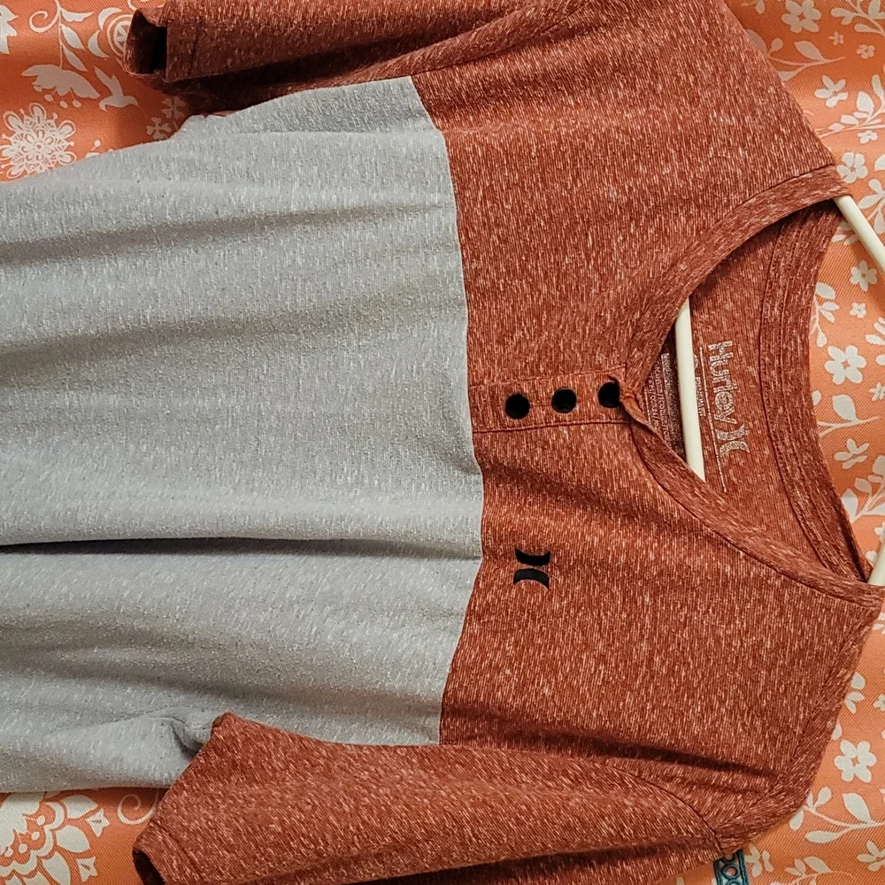 Hurley Shirt - Picture 3 of 3